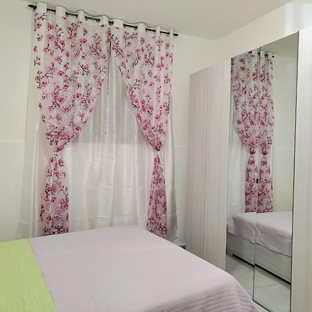 Lovely Appartment Near Como Casnate Con Bernate Exteriér fotografie